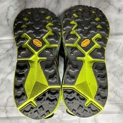 ホカオネオネ SPEEDGOAT 3 メンズ トレッキングシューズ　28cmの画像