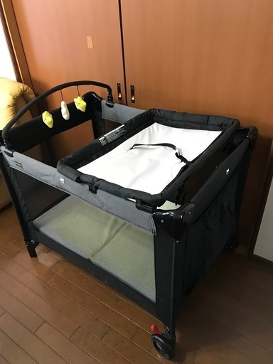 KATOJI プレイヤード　+  純正オムツ替えテーブル+　敷布団