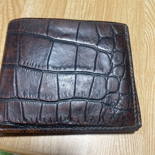 イルビゾンテ　折り畳み財布