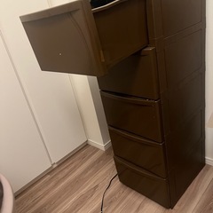 【無料】ニトリ　壁付きチェスト ピーディーシーヴォ 5段の画像