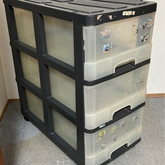 キャスター付き3段収納ケースの画像