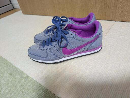 スニーカー NIKE 24.5cm