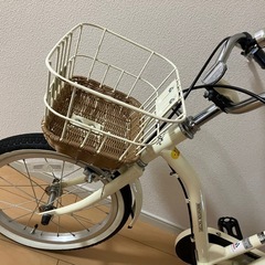 ホワイトカラージュニア16インチ自転車の画像