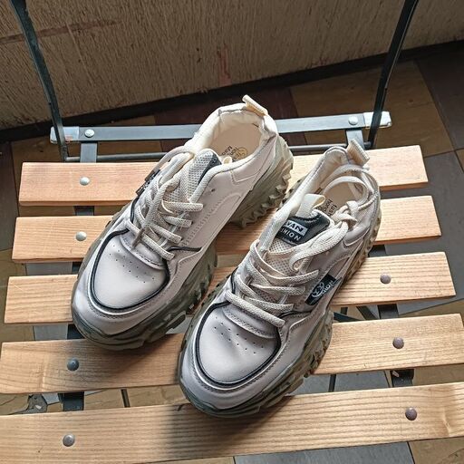 新品 23.5cm レディース スニーカー ホワイト シューズ 靴 厚底【2000-24】