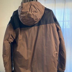 ワークマンのダウンジャケットの画像