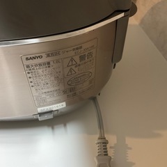 取引中【2010年製】圧力ＩＨジャー炊飯器：おどり炊き ECJ-XW100の画像