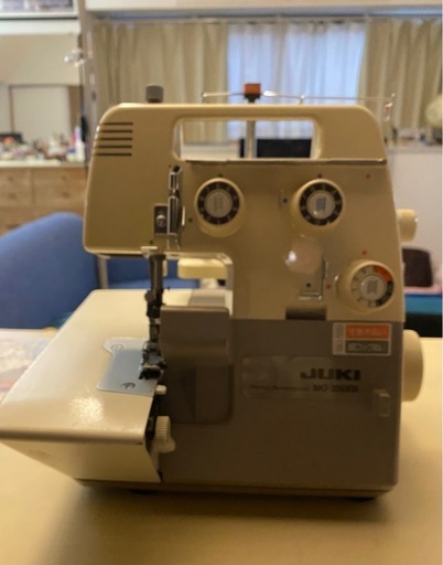 ジャンク品　JUKIロックミシン MO-350DX