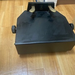 ピアノ補助台　KAWAI