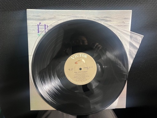 レコード盤　結構　出てきました。　有償ですがコレクターいますか？