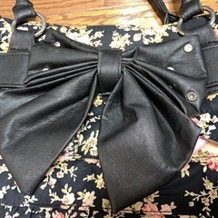 バック　リボン　花柄　ブラックの画像