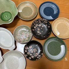 グラタン皿やお皿色々の画像