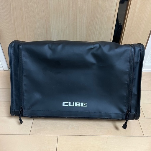 Roland Cube Street 路上ライブ用アンプ カバー付き