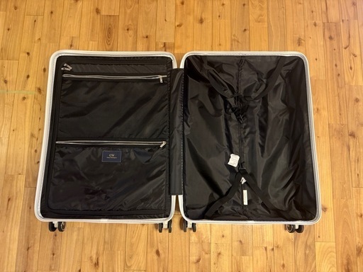 新品 ダニエルウェリントン スーツケース ホワイト 93L USB TSA