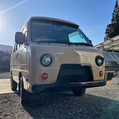 パズ　可愛い車ロシアワズがモデル　オシャレキッチンカーの画像