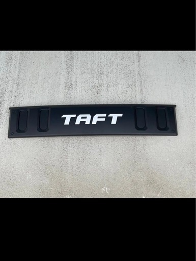 ダイハツ　純正フードガーニッシュ（ブラック）