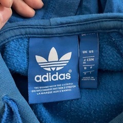 adidas アディダス　パーカーの画像