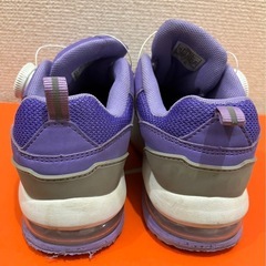 20.5 靴　ダイヤル式　紫　スニーカーの画像