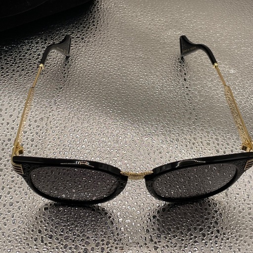 GUCCI　グッチ　サングラス　GG0586S　50□20-140ゴールド　 GUCCI グッチ サングラス GG0586S 50□20-140ゴールド