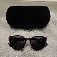 GUCCI　グッチ　サングラス　GG0586S　50□20-14...
