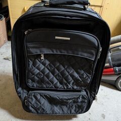 ミチコロンドンの旅行カバン　中古