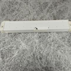 抗菌仕様LEDキッチンライトコンセント付きの画像