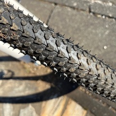 自転車 バイク マウンテンバイク 太いタイヤ 21段変速 26インチの画像