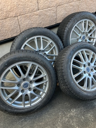 スタッドレスタイヤ　195/55r16