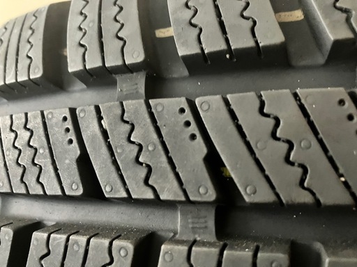 期間限定大幅値下げ！【溝9分残り】195/65R15 ホイール付きスタッドレスタイヤ 