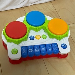 たいこ　ピアノ　おもちゃ