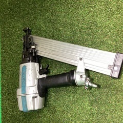 常圧　仕上げ　釘打機　AF631 エアーコンプレッサーで釘打ち確認出来ていますの画像