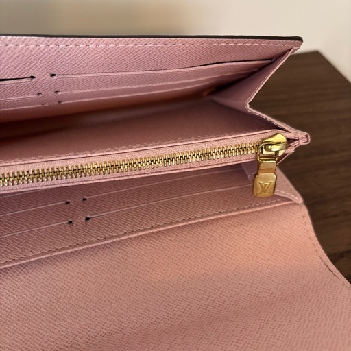 【美品‼️正規品】ルイヴィトン　ポルトフォイユ•サラ　ダミエ　レディース長財布