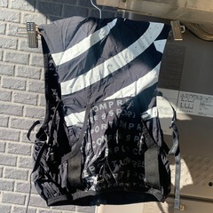 コンプレスポーツ　ウルトランSパック　サイズMの画像