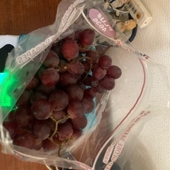 チリ産赤ぶどう1キロの画像