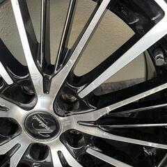 セール中　215/45R17 スタッドレスタイヤセットの画像