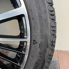 セール中　215/45R17 スタッドレスタイヤセットの画像