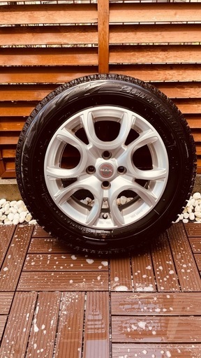 フィアット　スタッドレスタイヤ付きホイール