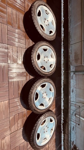 W221 スタッドレスタイヤ　ブリザック