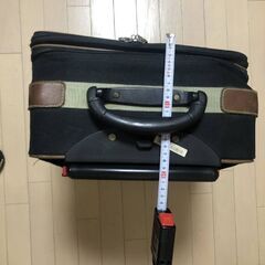 無料！キャリーケース、布製です！！の画像