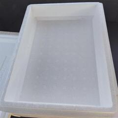 発泡スチロール　ケース3個の画像