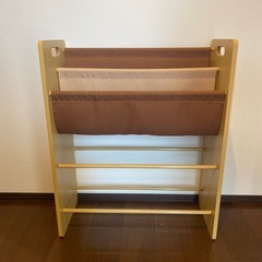絵本棚