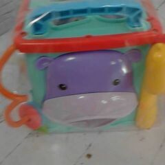 フィッシャープライス Play & Learn Activity Cube 25x24x20cm　A7322の画像