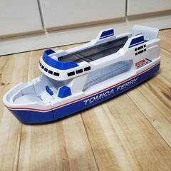 トミカ たくさんはこぼう！カーフェリー