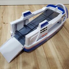 トミカ たくさんはこぼう！カーフェリーの画像