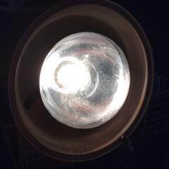 ハロゲンランプ　300W 口金E39