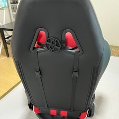 [最後の値下げ]ゲーミング座椅子(AKRACING)&ローデスク(タンスのゲン)セットの画像