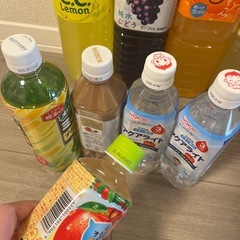 ジュース　お茶　炭酸　の画像