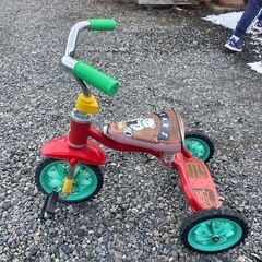 三輪車