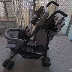 2人乗りベビーカー キンダーワゴン DUO シティ HOPの画像