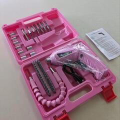 鮮やかなピンク 充電式ドリル ドライバー DIY 
