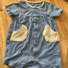 ロンパース　
サイズ80   
